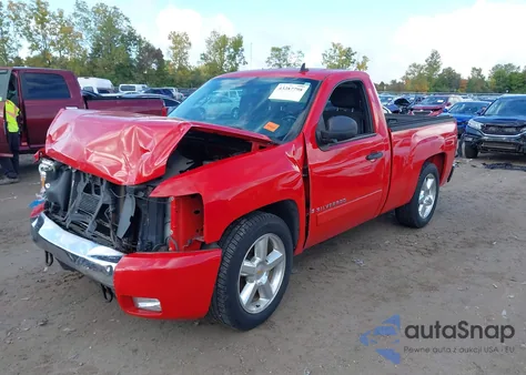 2008 Chevrolet Silverado 1500 Lt1 z USA, uszkodzony, nr VIN 1GCEC14C48Z195163